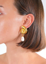Load image into Gallery viewer, Pearl Return to Me Earring - Aquadan.co